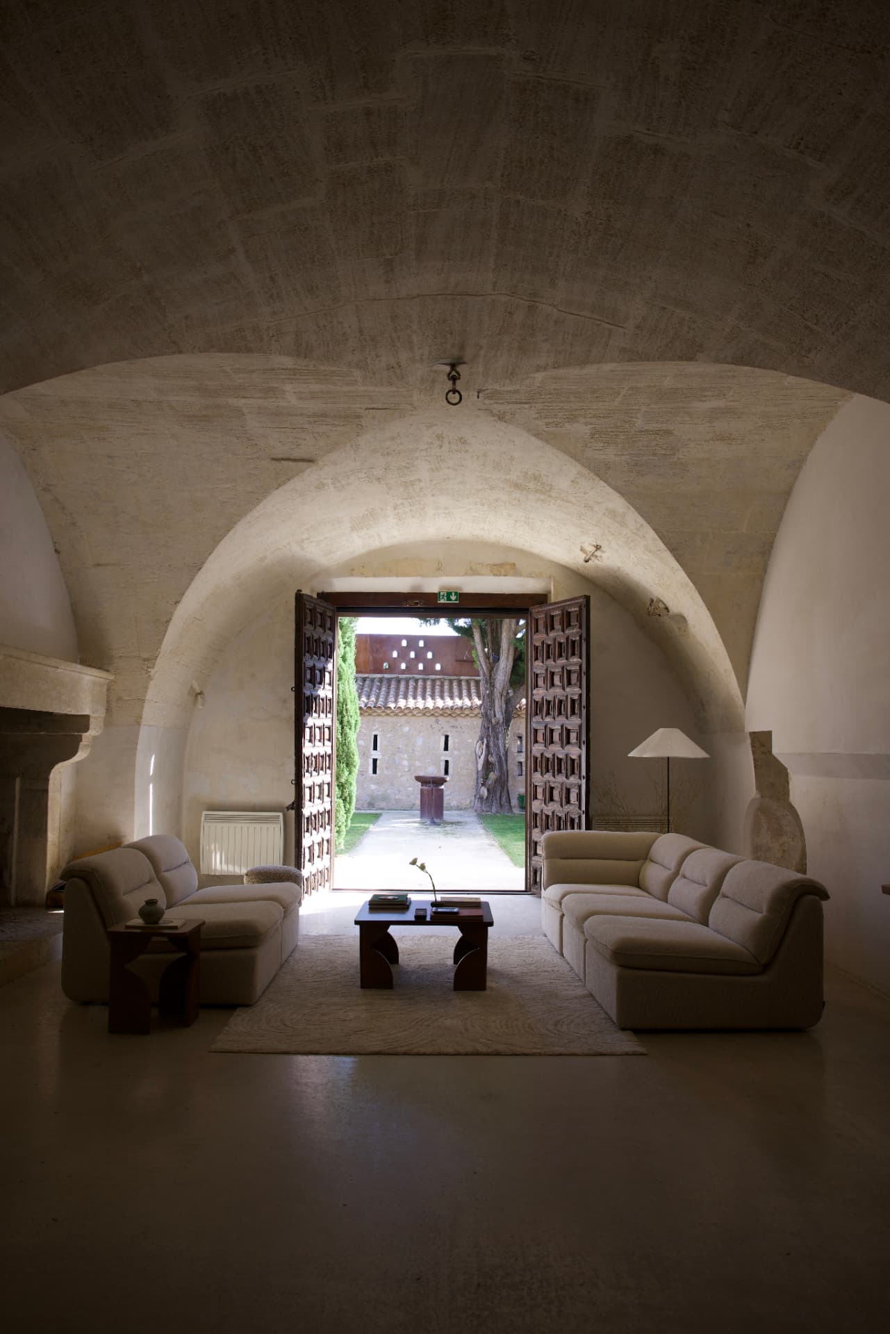 NV Gallery — retouched interior scene — before retouching